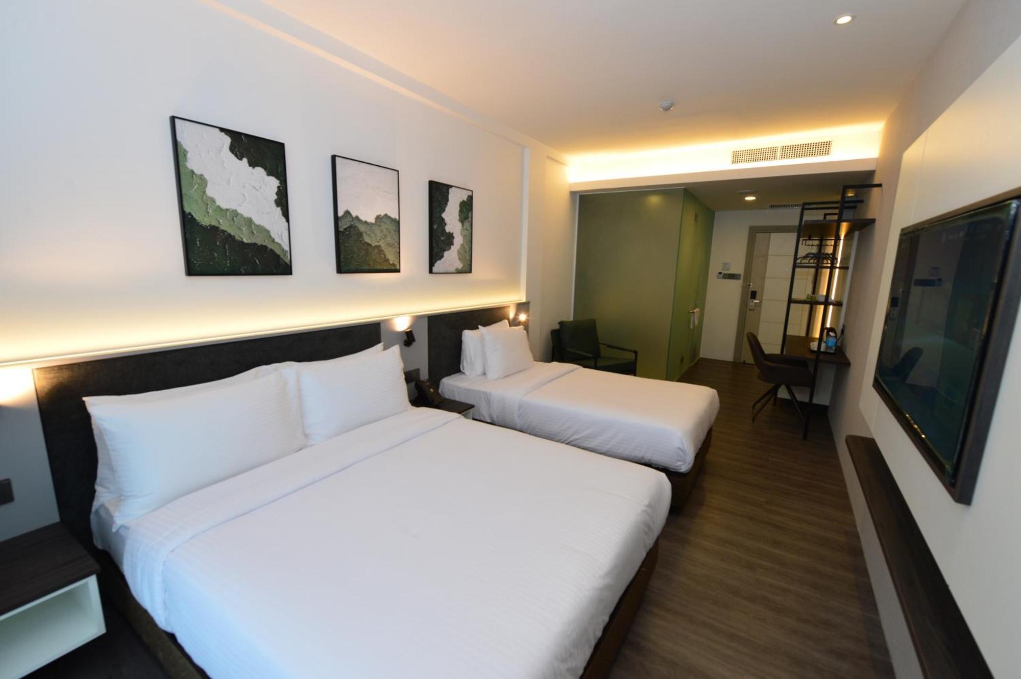 Rume Hotel Kuching Extérieur photo