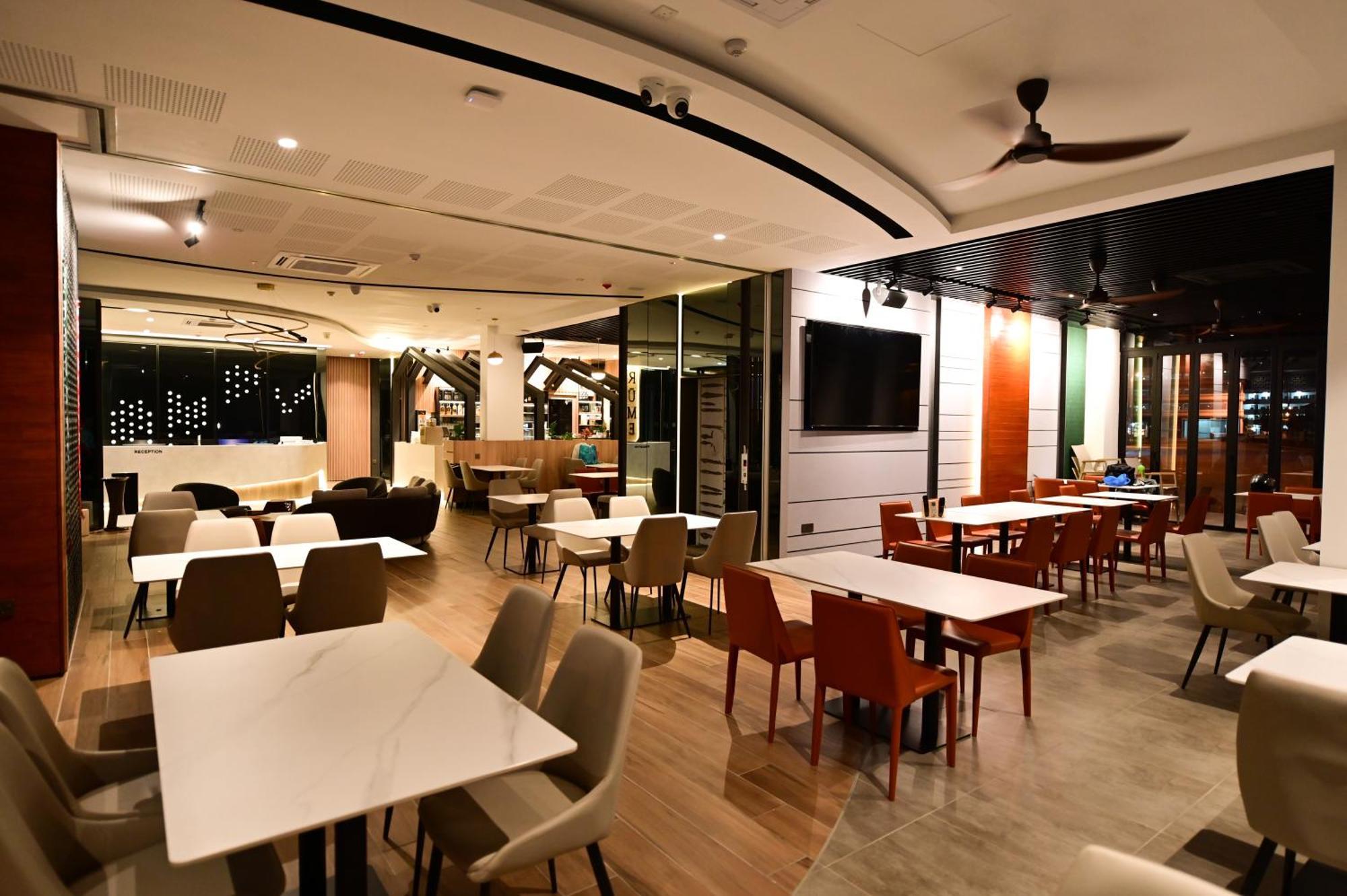Rume Hotel Kuching Extérieur photo